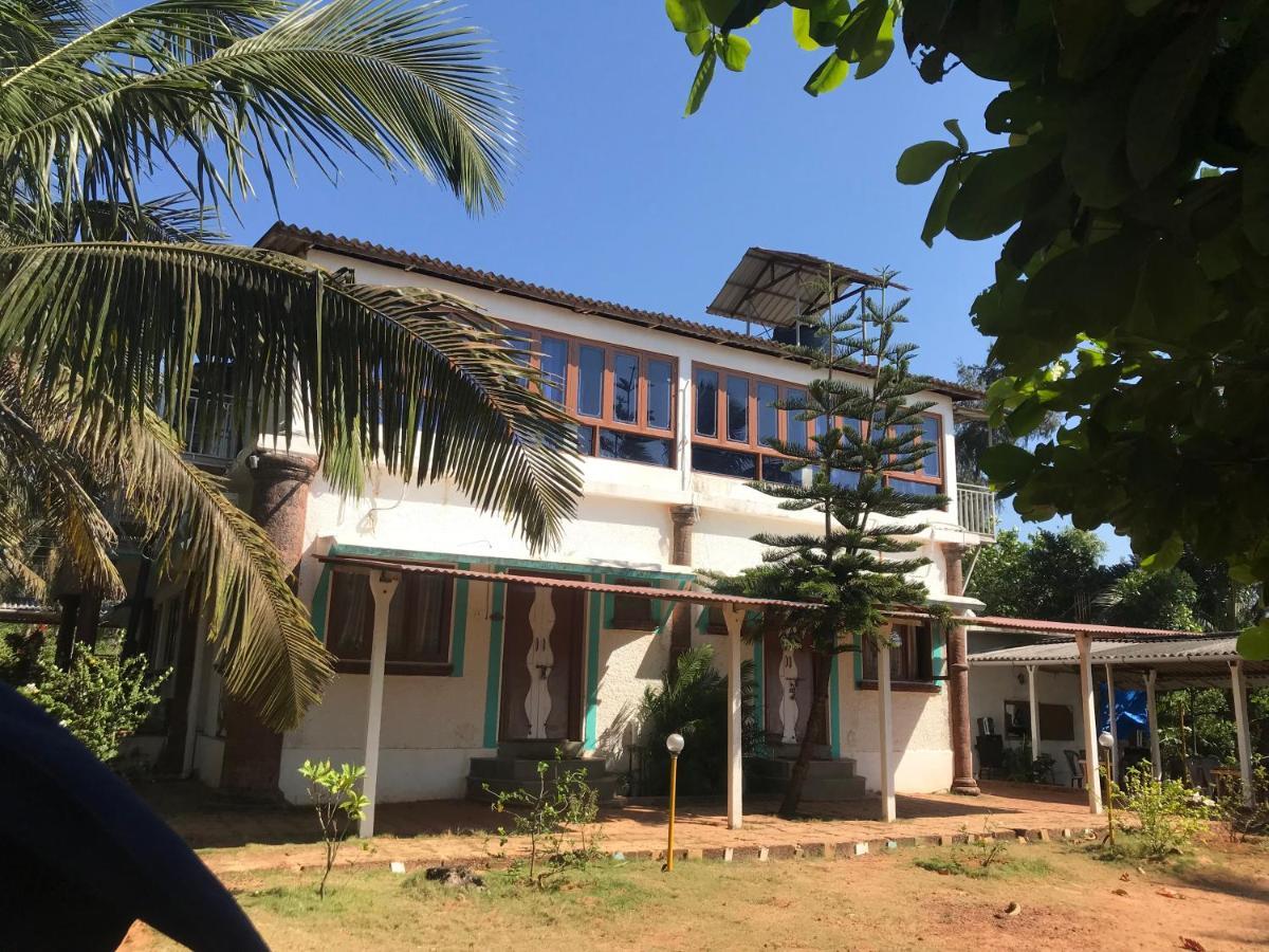 Mermaid Beach Resorts Vengurla 外观 照片